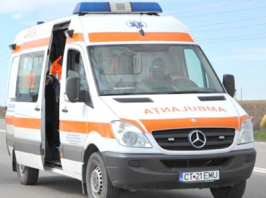 Accident rutier pe DN22: o persoană a ajuns la spital
